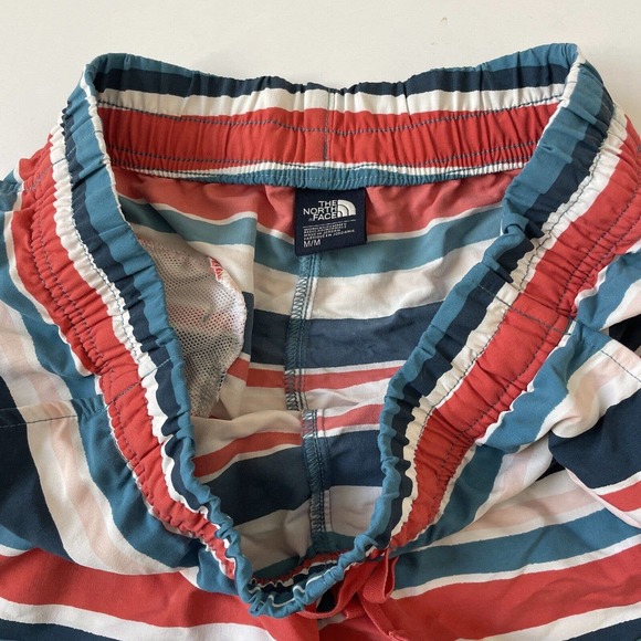 The North Face Shorts‎ Women’s Medium Striped Flashdry Hiking Activewear Running - Picture 4 of 11
